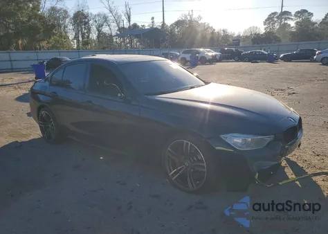 2015 BMW 335 Xi z USA, uszkodzony, nr VIN WBA3B9C5XFF589581